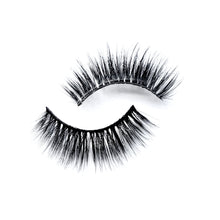 Load image into Gallery viewer, Emvy Vegan Lash - &quot;Lavish&quot; / 3D
